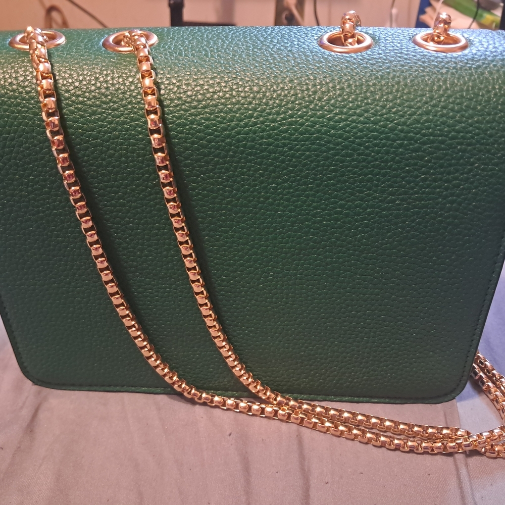 Elegant Green Small Leather Crossbody/Handbag for Women - Picture 8 of 8